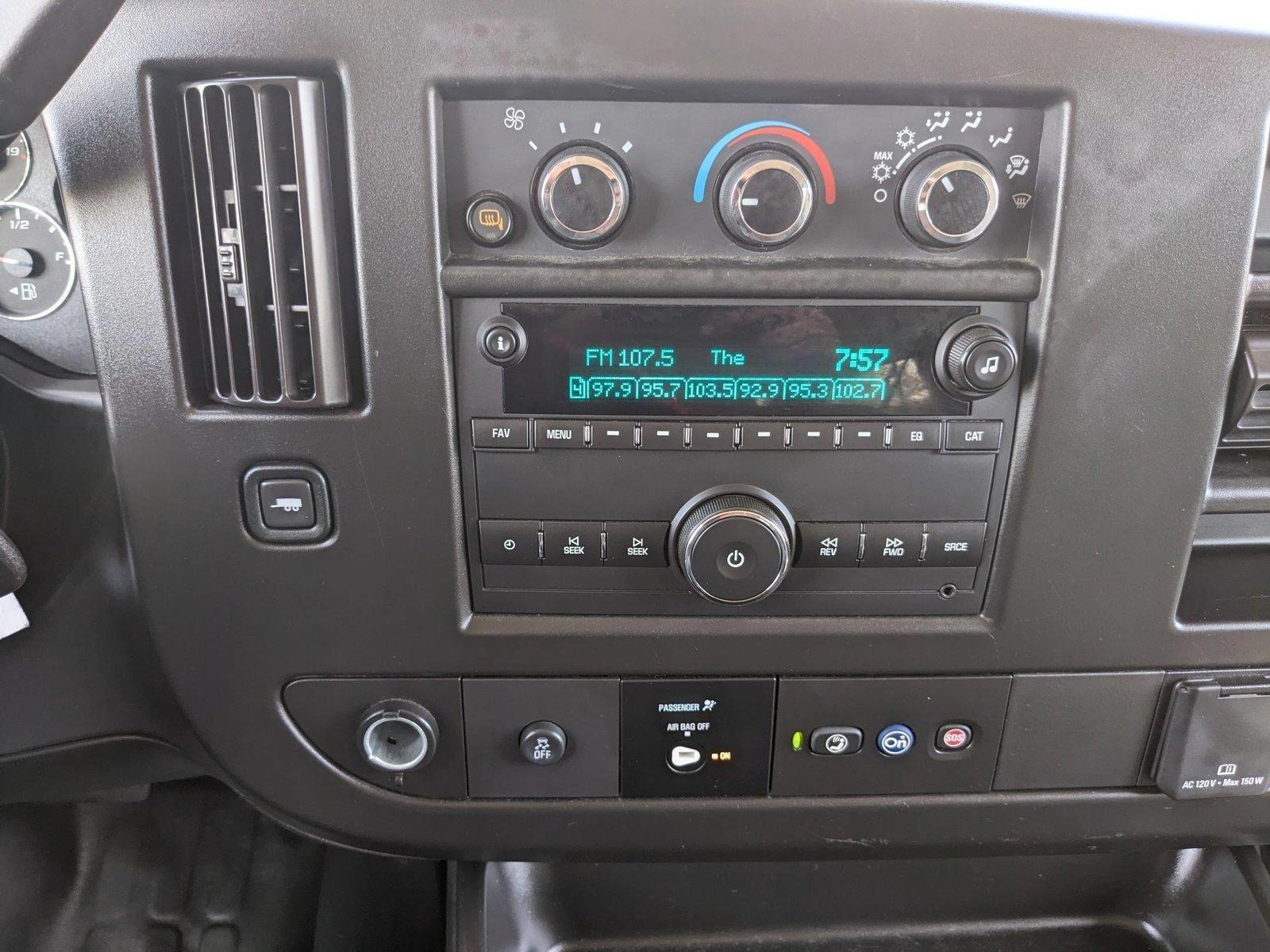 2023 GMC Savana Passenger 3500 Vehicle Photo in HOUSTON, TX 77034-5009