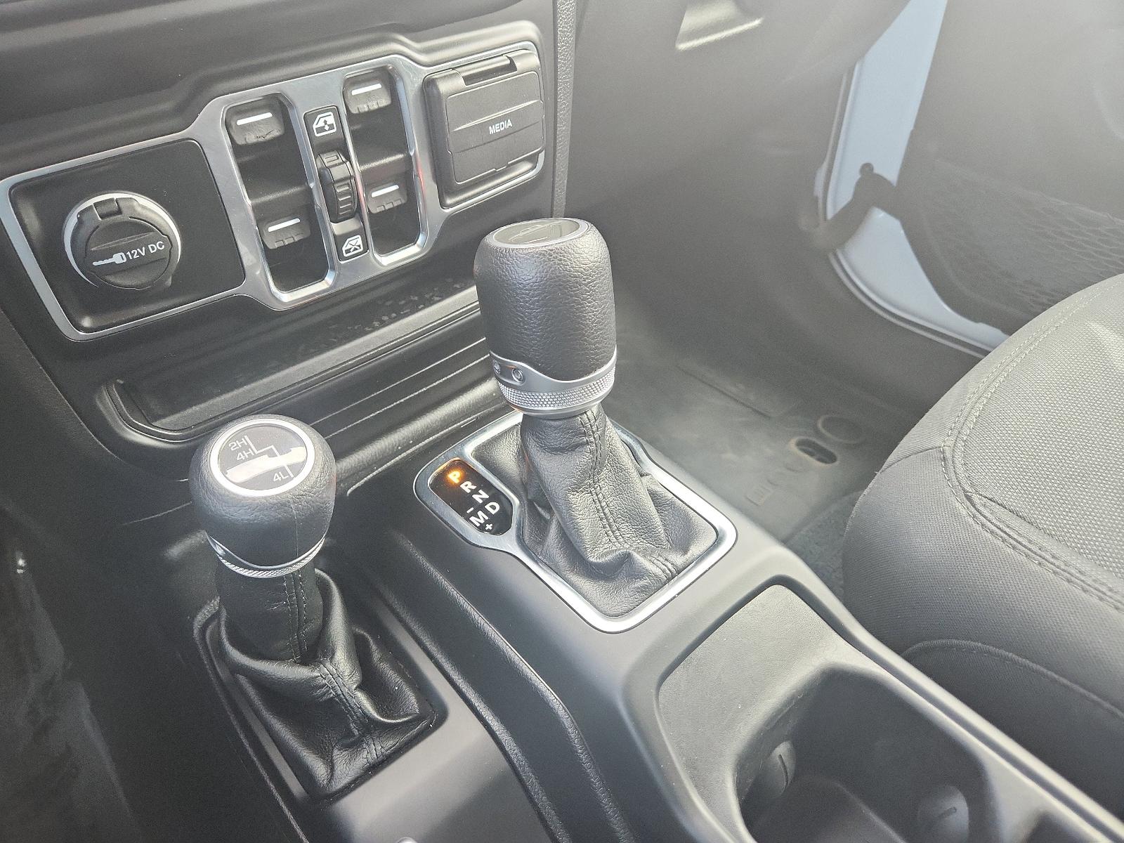 2022 Jeep Gladiator Vehicle Photo in Albuquerque, NM 87110