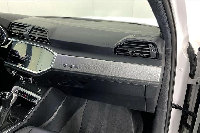 2024 Audi Q3 Vehicle Photo in Tulsa, OK 74129