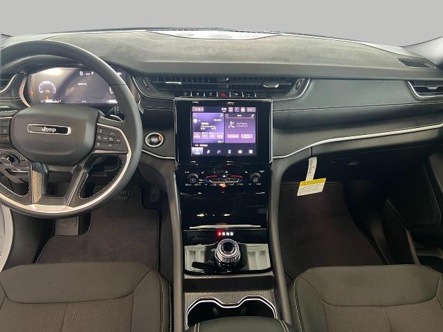 2025 Jeep Grand Cherokee Vehicle Photo in Oshkosh, WI 54901