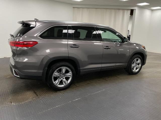 2017 Toyota Highlander Vehicle Photo in Appleton, WI 54913