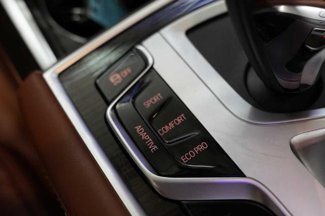 2022 BMW 750i xDrive Vehicle Photo in GRAPEVINE, TX 76051