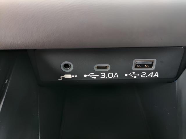 2025 Subaru Outback Vehicle Photo in Green Bay, WI 54304