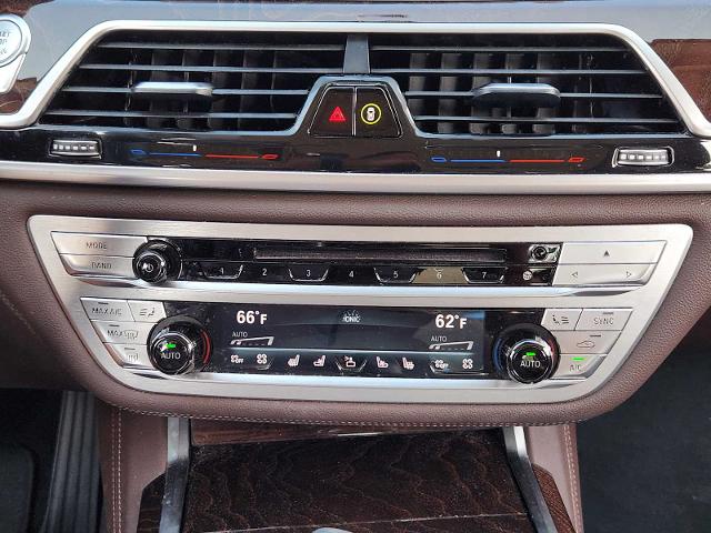 2020 BMW 740i Vehicle Photo in PLANO, TX 75024