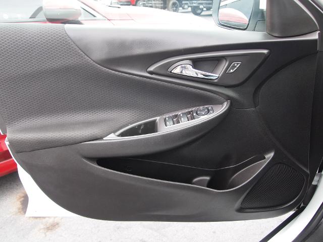 2024 Chevrolet Malibu Vehicle Photo in MADISON, IN 47250-1611
