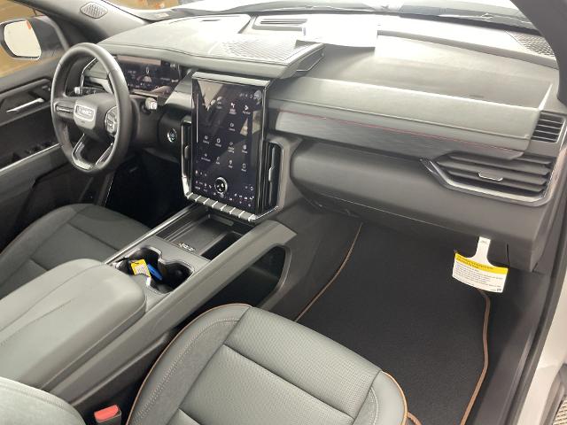 2025 GMC Acadia Vehicle Photo in GILBERT, AZ 85297-0402