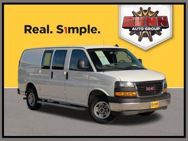 2023 GMC Savana Cargo Van Vehicle Photo in SELMA, TX 78154-1459