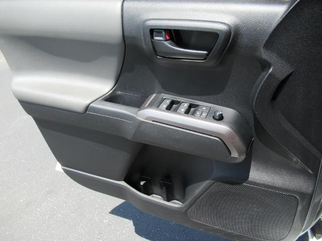 2023 Toyota Tacoma 2WD Vehicle Photo in LEESBURG, FL 34788-4022