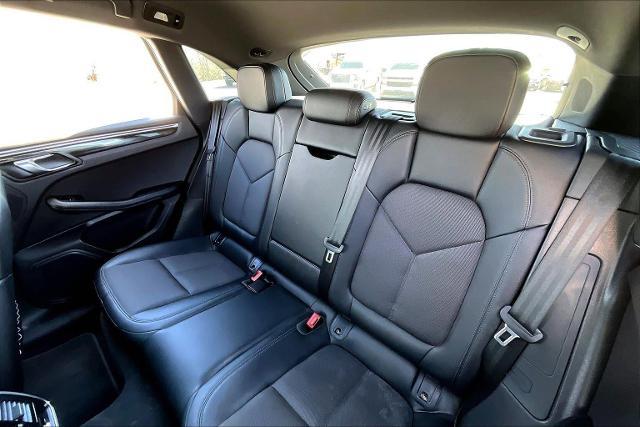 2022 Porsche Macan Vehicle Photo in Tulsa, OK 74145