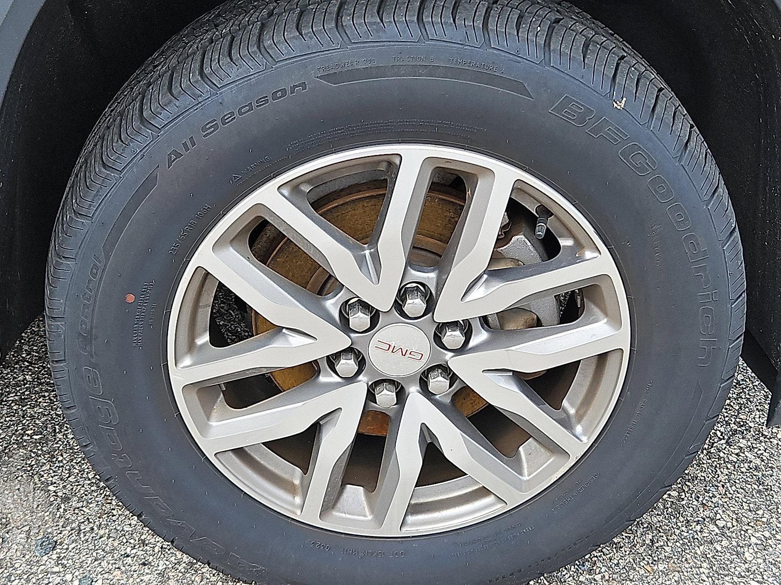 2019 GMC Acadia Vehicle Photo in Trevose, PA 19053