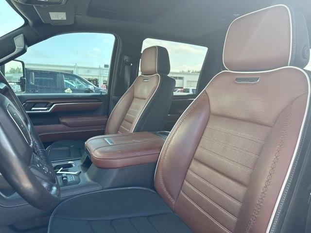 2024 GMC Sierra 3500HD Vehicle Photo in ENGLEWOOD, CO 80113-6708