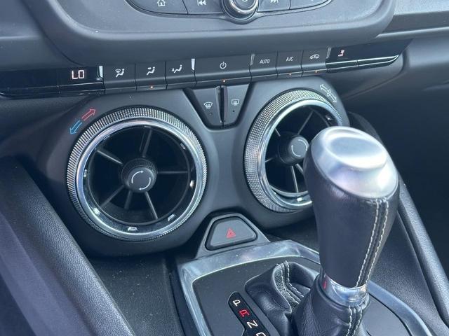 2019 Chevrolet Camaro Vehicle Photo in COLUMBIA, MO 65203-3903