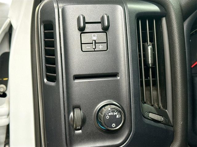 2019 GMC Sierra 3500 HD Vehicle Photo in EVERETT, WA 98203-5662