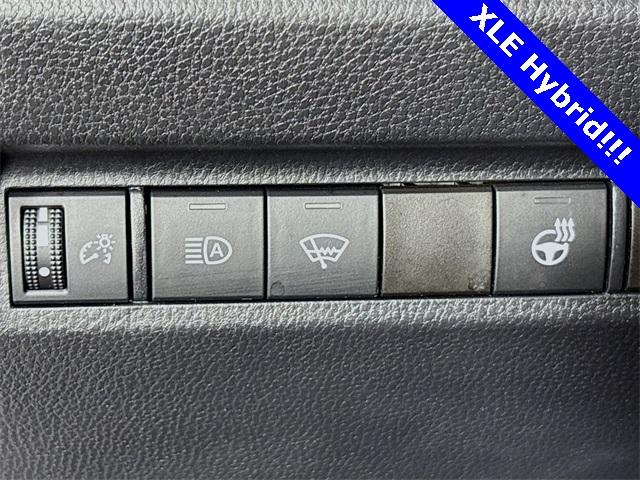 2021 Toyota RAV4 Vehicle Photo in Puyallup, WA 98371