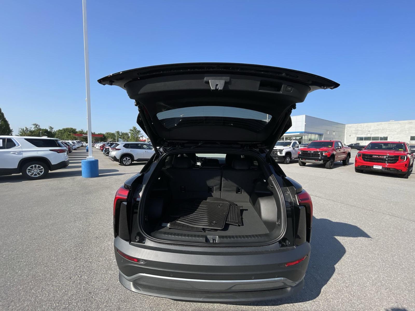 2024 Chevrolet Blazer EV Vehicle Photo in BENTONVILLE, AR 72712-4322