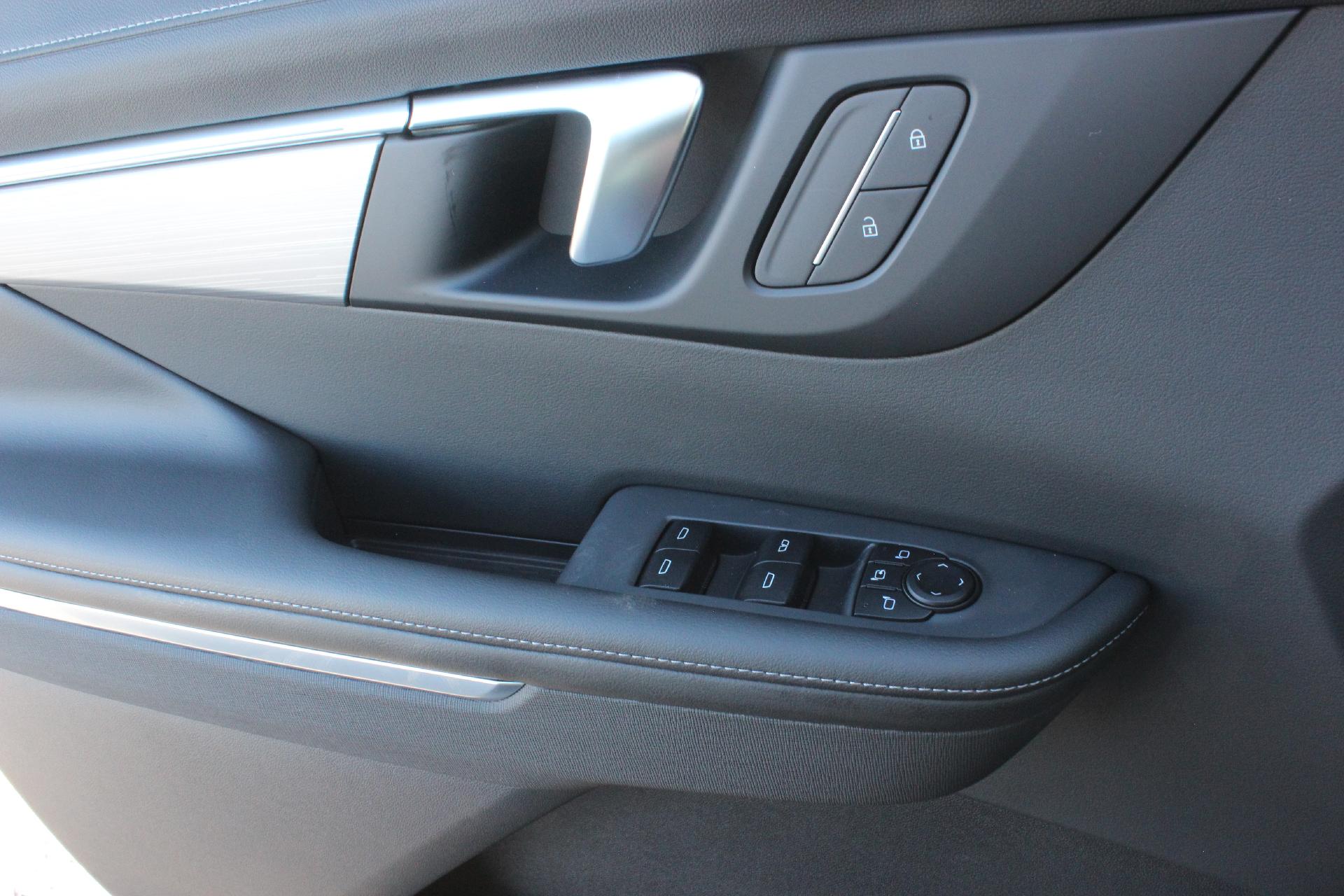 2025 Buick Enclave Vehicle Photo in AURORA, CO 80012-4011