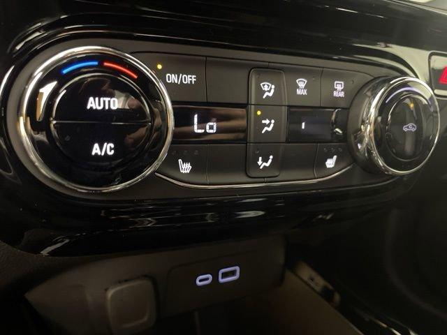 2025 Chevrolet Trax Vehicle Photo in PHOENIX, AZ 85014-3381