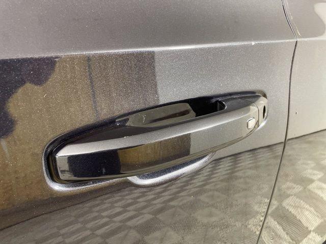 2023 Chevrolet Suburban Vehicle Photo in PHOENIX, AZ 85014-3381