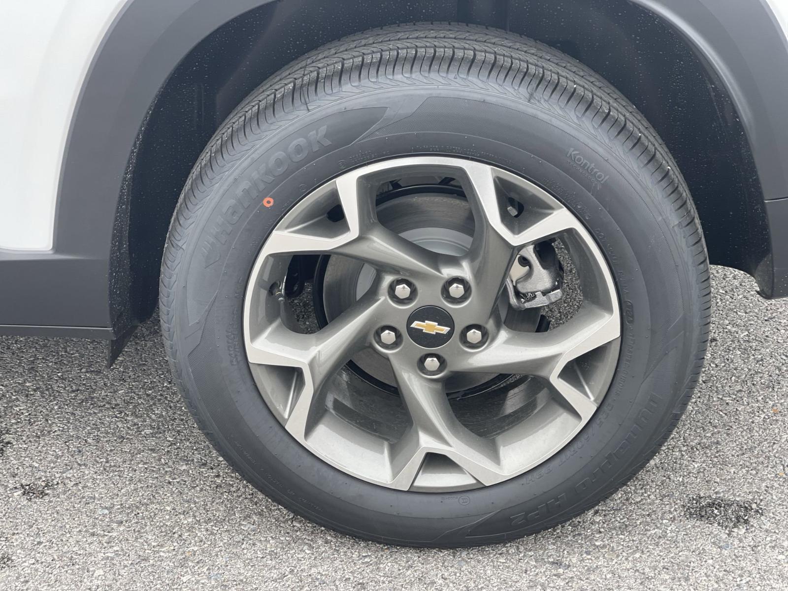 2025 Chevrolet Trax Vehicle Photo in BENTONVILLE, AR 72712-4322