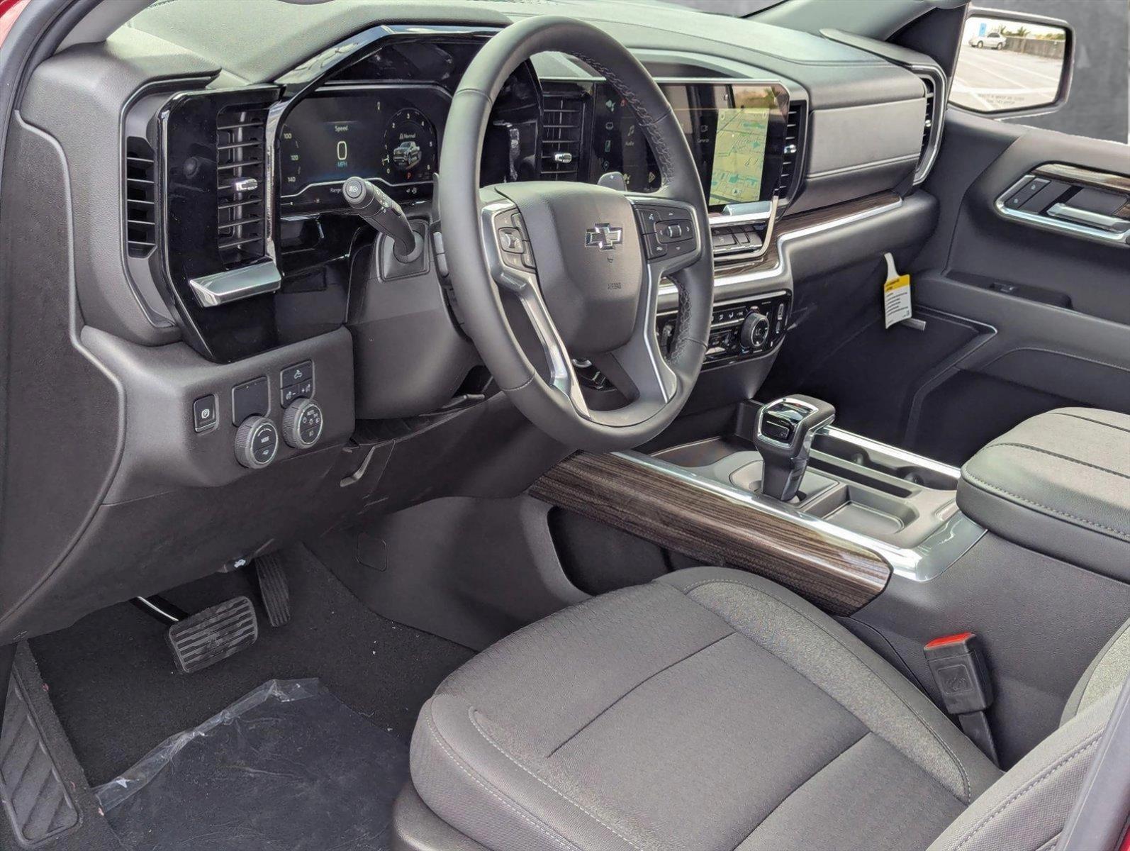 2025 Chevrolet Silverado 1500 Vehicle Photo in PEMBROKE PINES, FL 33024-6534