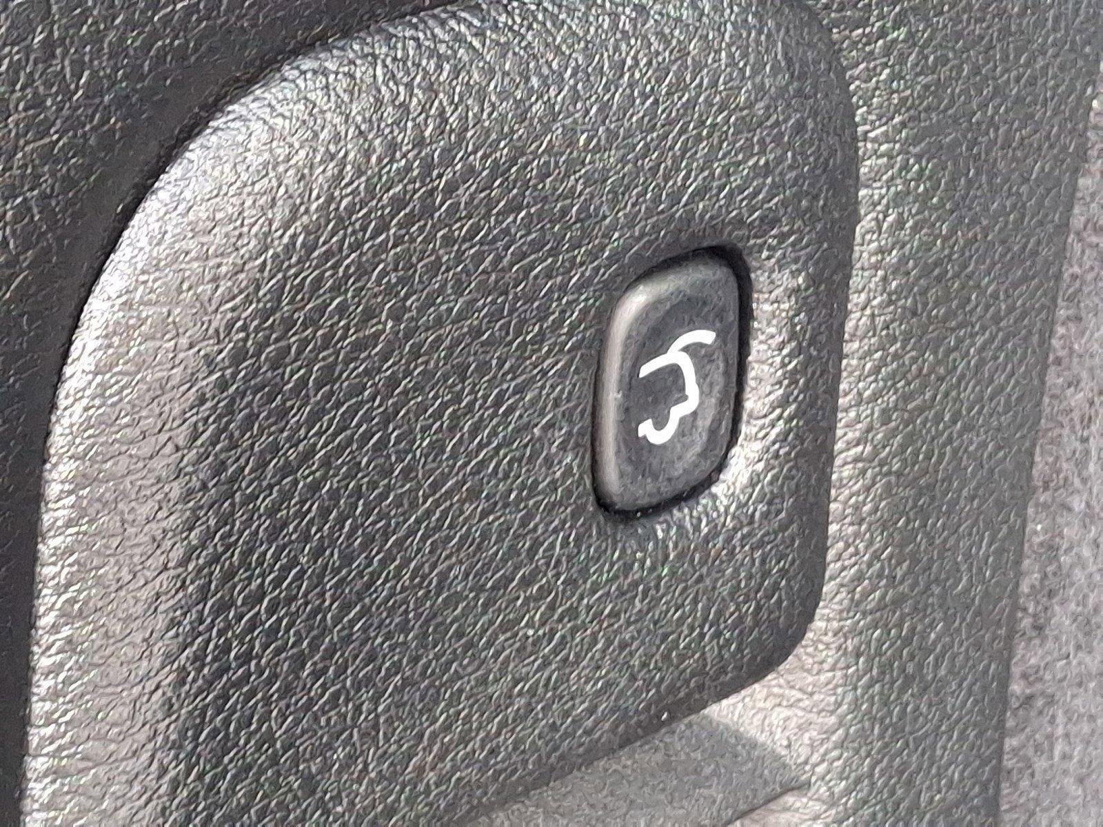 2021 Dodge Durango Vehicle Photo in Harrisburg, PA 17111