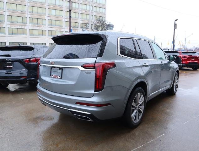 2023 Cadillac XT6 Vehicle Photo in DETROIT, MI 48207-4102