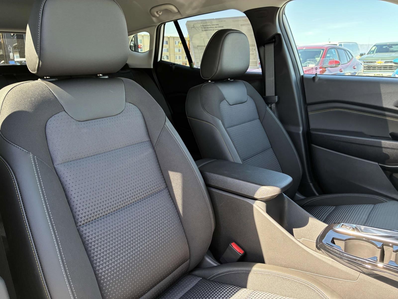 2025 Chevrolet Trax Vehicle Photo in LOS ANGELES, CA 90007-3794