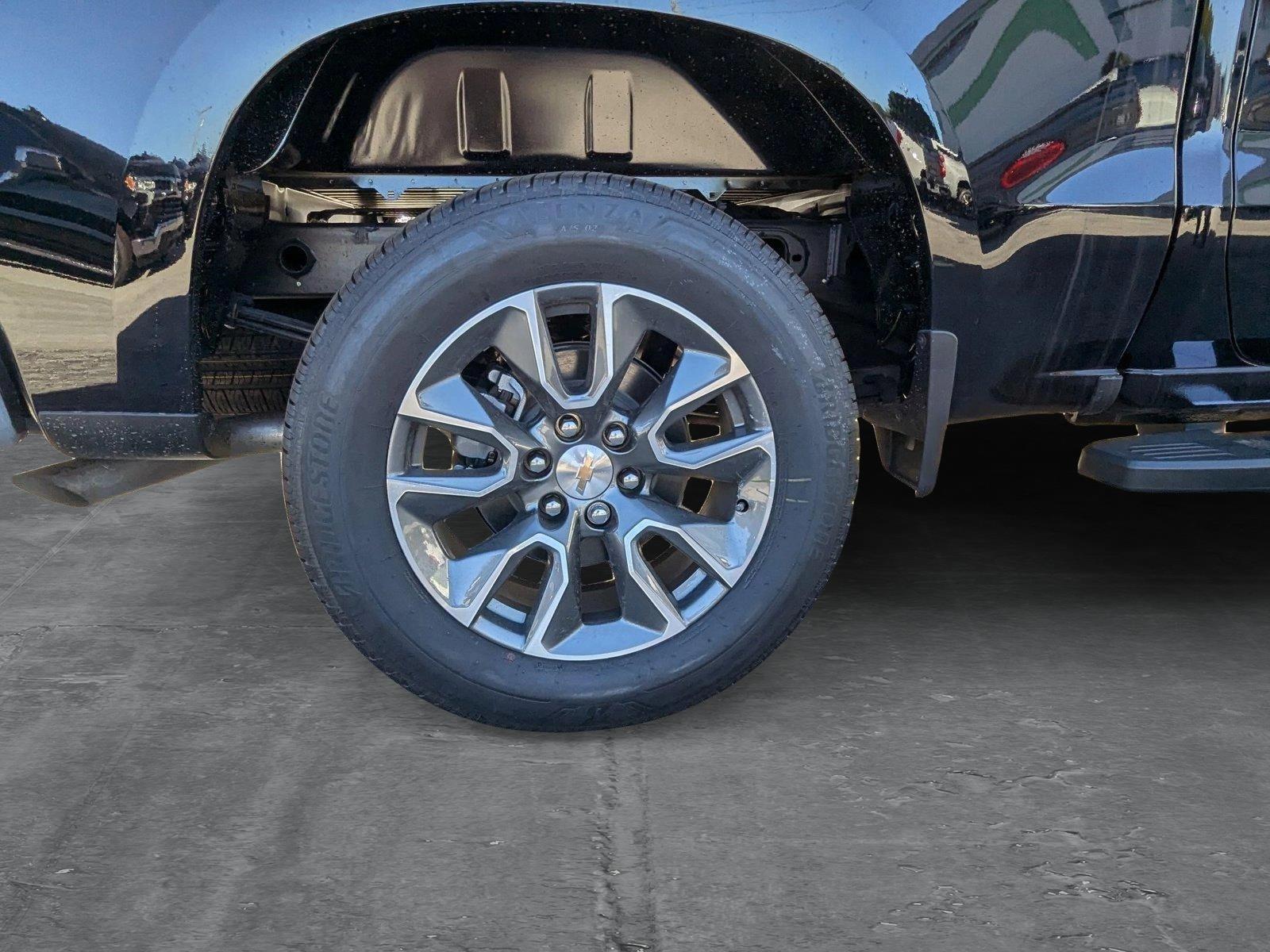 2025 Chevrolet Silverado 1500 Vehicle Photo in MIAMI, FL 33134-2699