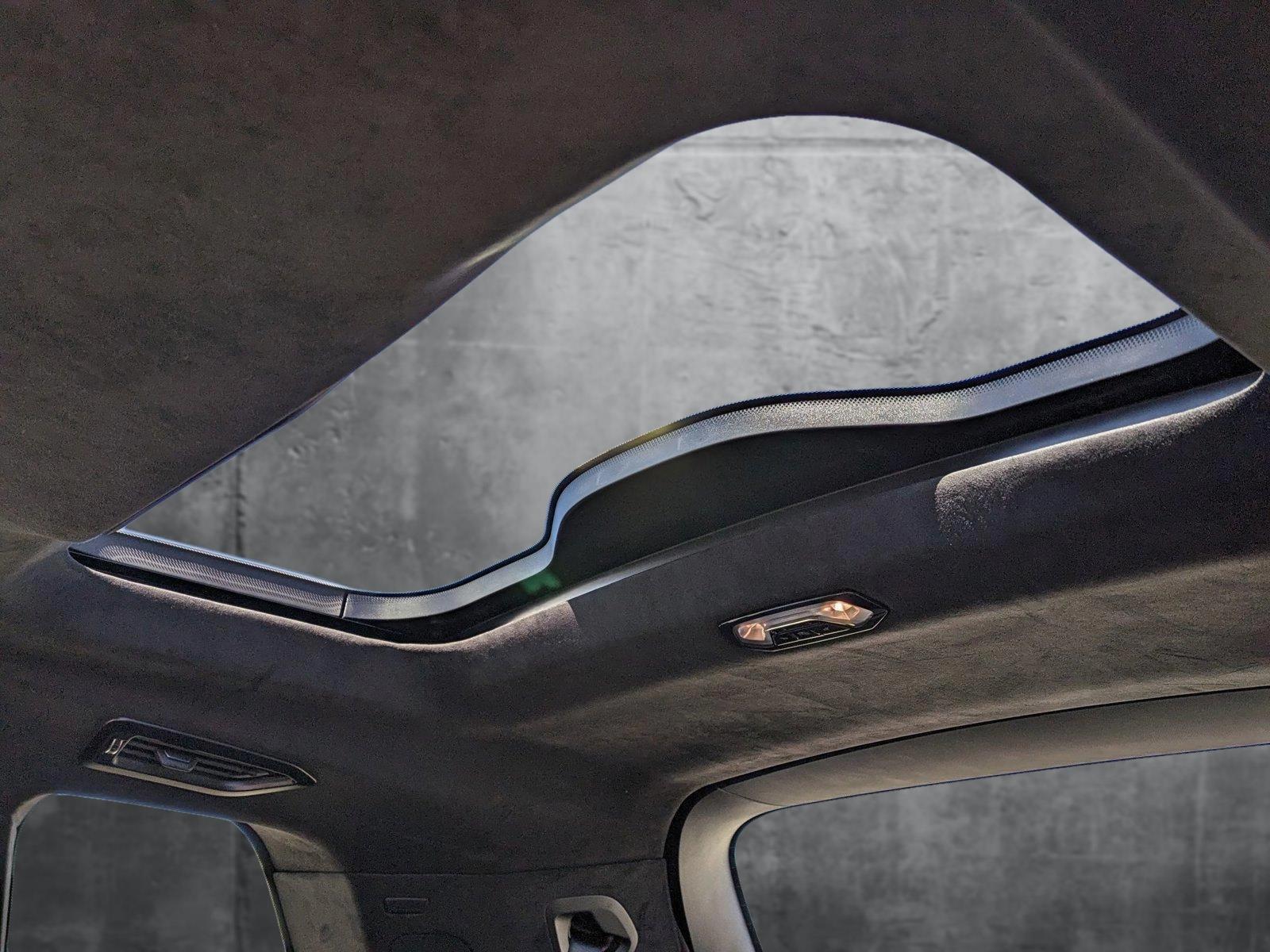 2025 BMW X7 xDrive40i Vehicle Photo in Rockville, MD 20852