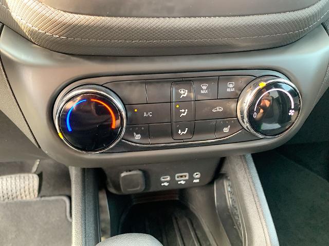 2022 Chevrolet Trailblazer Vehicle Photo in MOON TOWNSHIP, PA 15108-2571