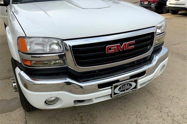 2007 GMC Sierra 2500 HD Vehicle Photo in TOPEKA, KS 66609-0000