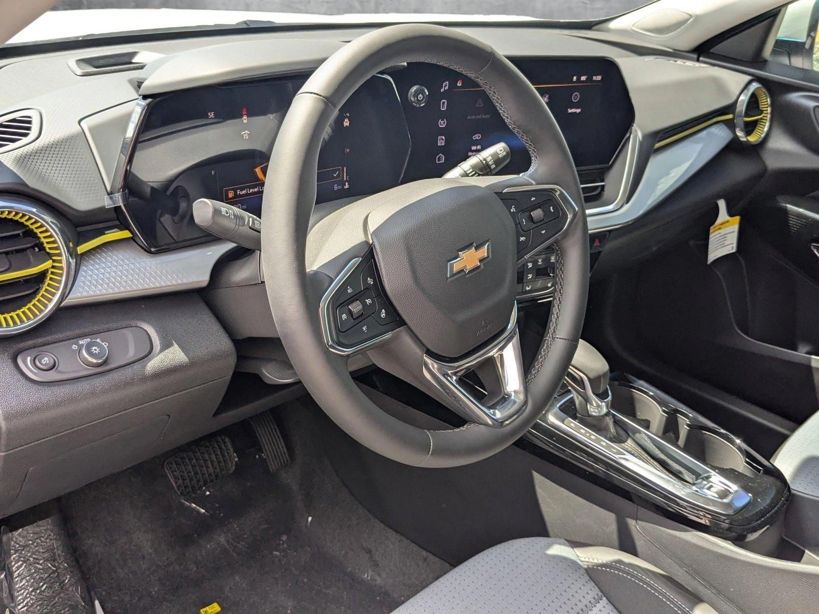 2025 Chevrolet Trax Vehicle Photo in MIAMI, FL 33134-2699