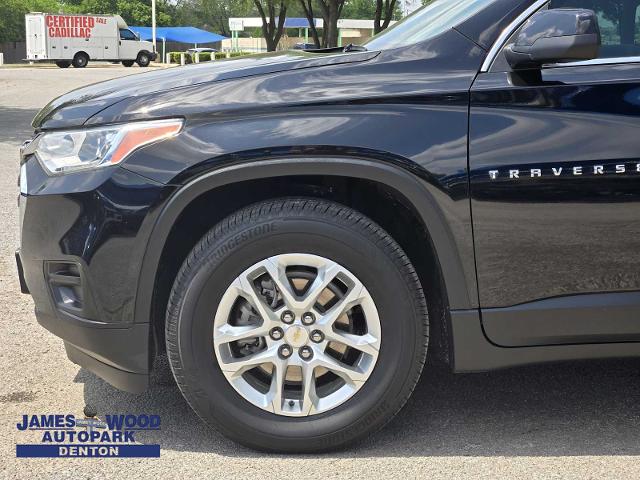 2021 Chevrolet Traverse Vehicle Photo in DENTON, TX 76210-9321