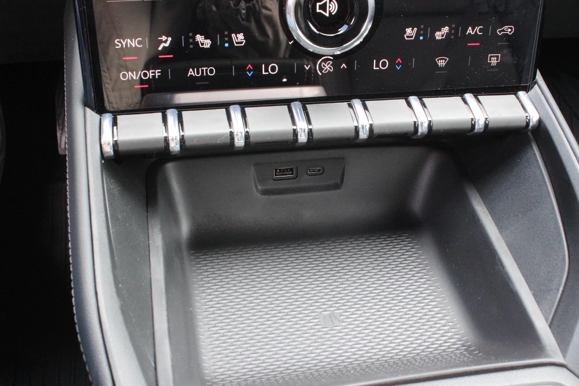 2026 GMC Terrain Vehicle Photo in AURORA, CO 80012-4011