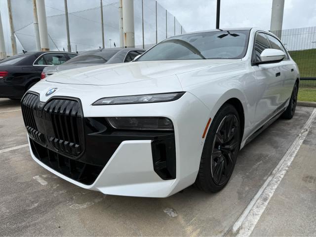 2025 BMW 760i xDrive Vehicle Photo in HOUSTON, TX 77079