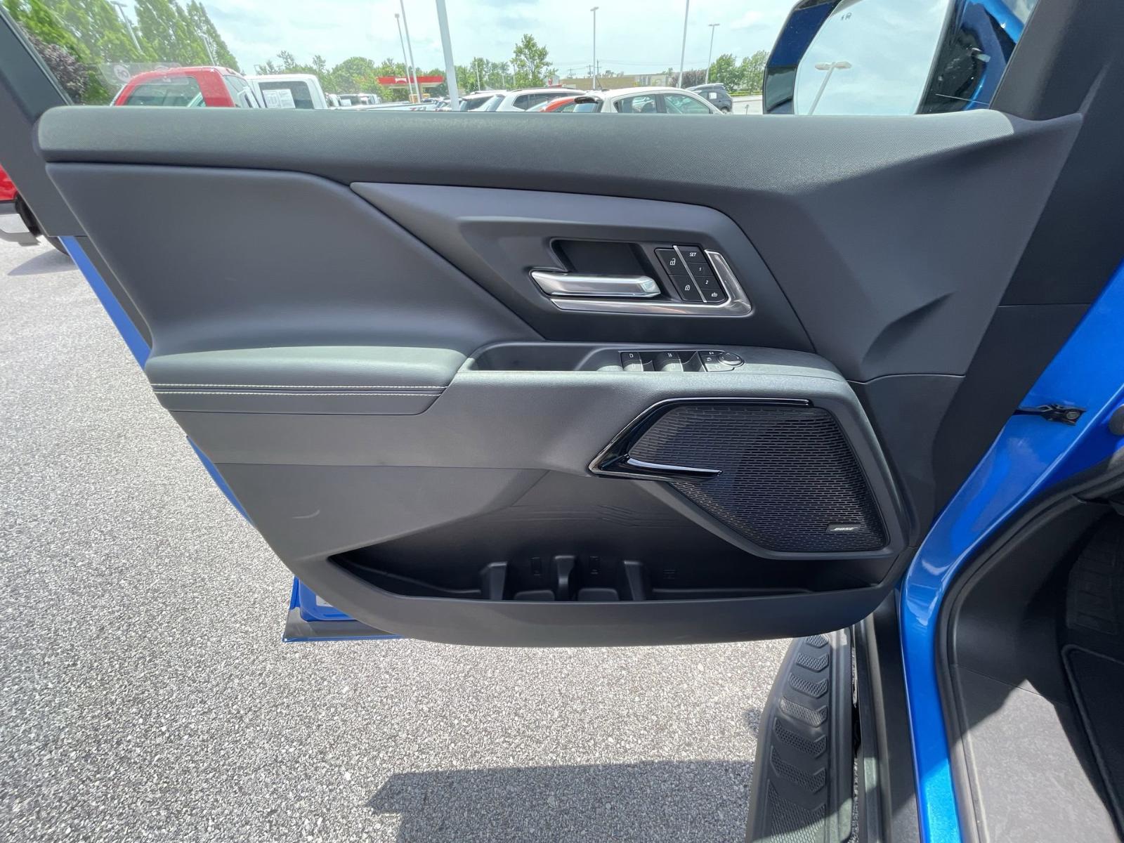 2025 Chevrolet Silverado EV Vehicle Photo in BENTONVILLE, AR 72712-4322