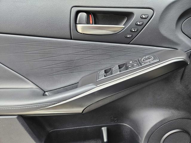 2023 Lexus IS 350 Vehicle Photo in FORT WORTH, TX 76132