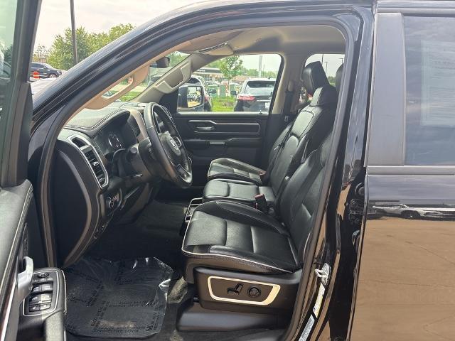 2019 Ram 1500 Vehicle Photo in Peoria, IL 61615