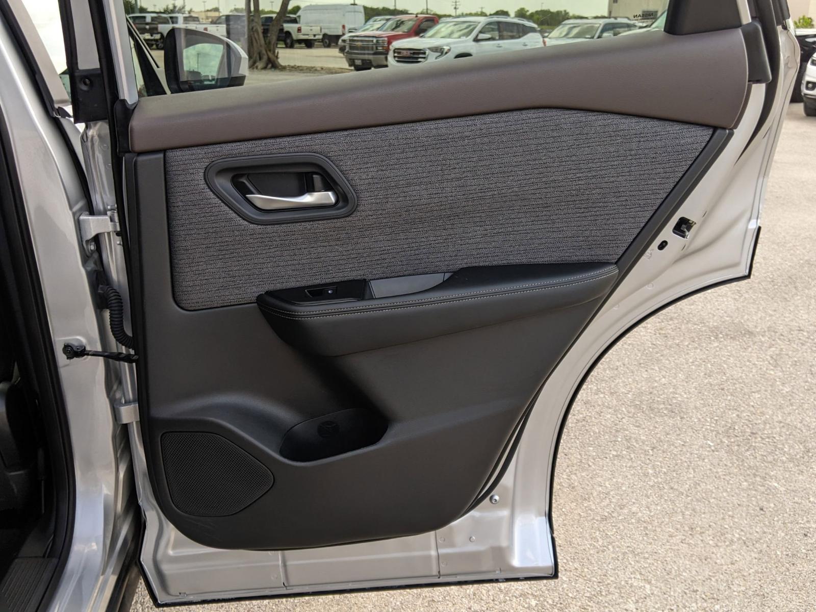 2023 Nissan Rogue Vehicle Photo in Seguin, TX 78155