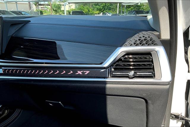 2024 BMW X7 xDrive40i Vehicle Photo in San Antonio, TX 78230