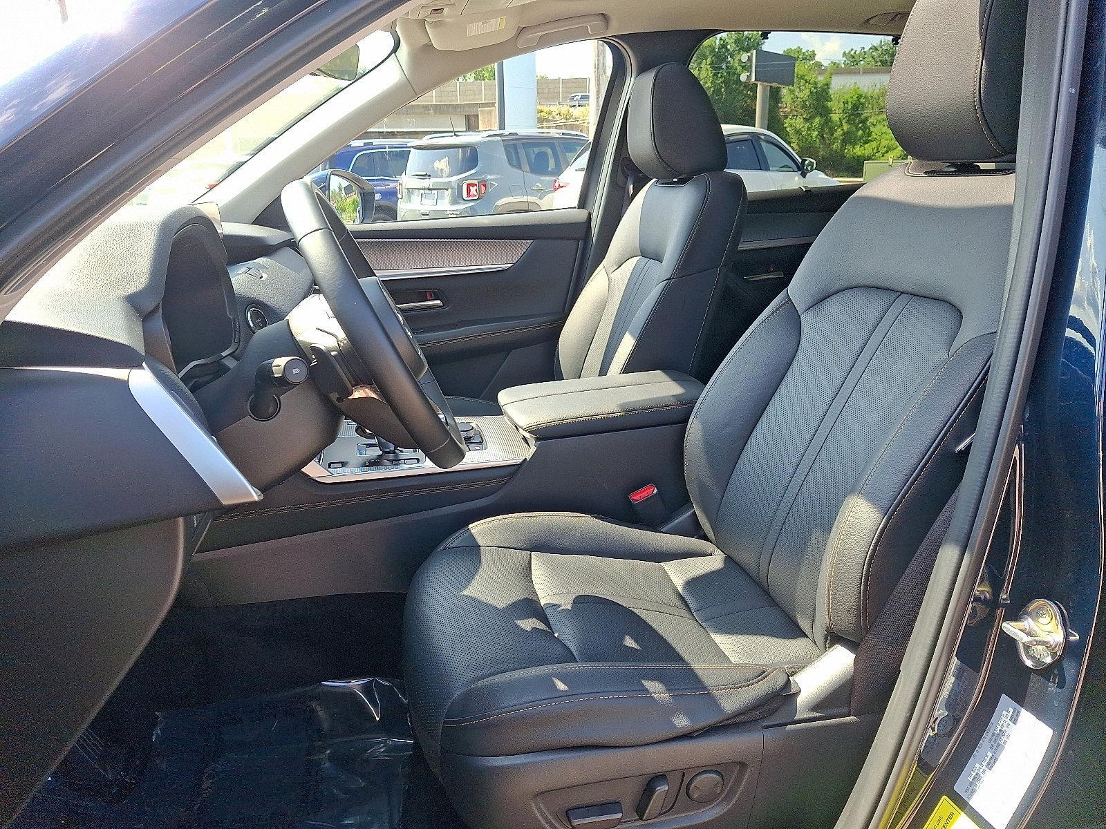 2024 Mazda CX-90 PHEV Vehicle Photo in Trevose, PA 19053