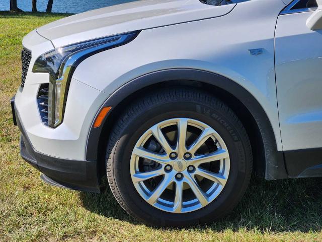 2019 Cadillac XT4 Vehicle Photo in DENTON, TX 76210-9321
