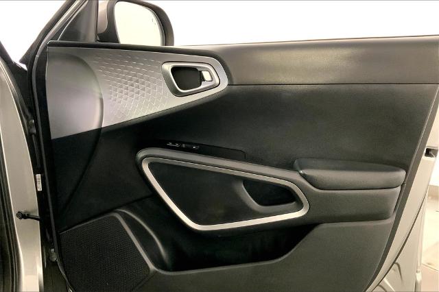 2023 Kia Soul Vehicle Photo in Lees Summit, MO 64086