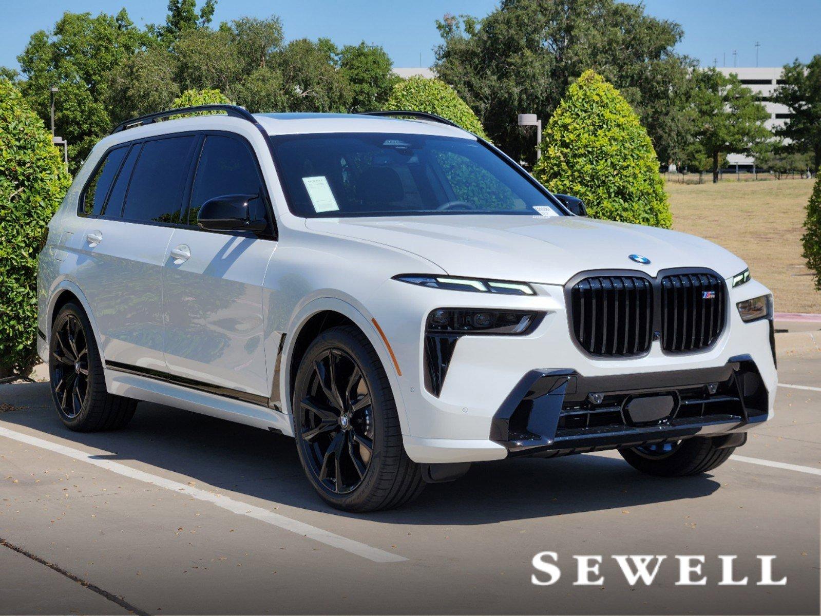 2025 BMW X7 M60i Vehicle Photo in PLANO, TX 75024