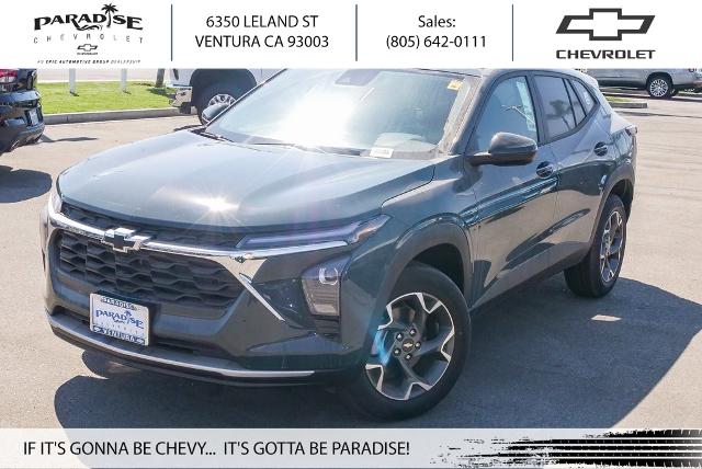 2025 Chevrolet Trax Vehicle Photo in VENTURA, CA 93003-8585