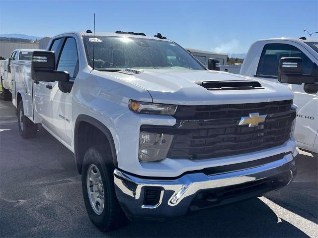 2024 Chevrolet Silverado 2500 HD Vehicle Photo in ALCOA, TN 37701-3235