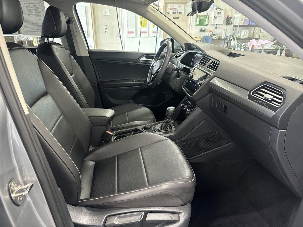 2021 Volkswagen Tiguan Vehicle Photo in Marion, IA 52302