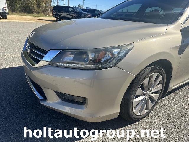 Used 2015 Honda Accord EX-L with VIN 1HGCR2F85FA061442 for sale in Crossett, AR