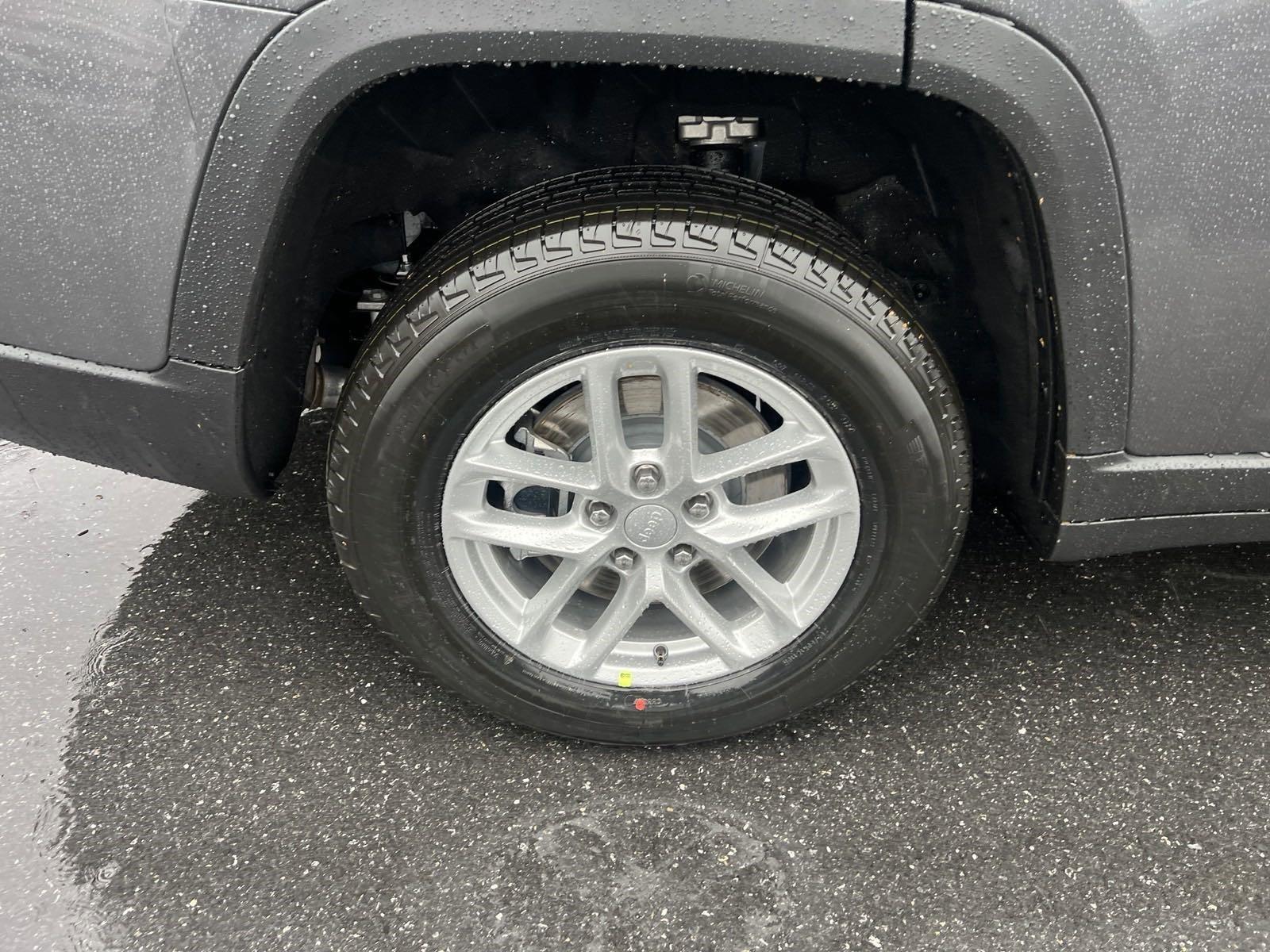 2025 Jeep Grand Cherokee L Vehicle Photo in Mechanicsburg, PA 17050-1707