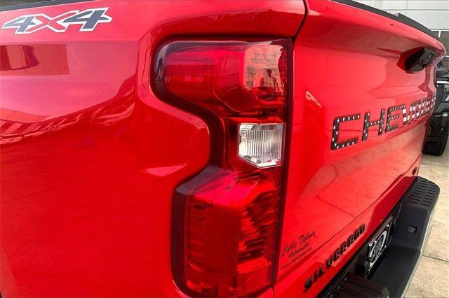 2022 Chevrolet Silverado 1500 Vehicle Photo in TOPEKA, KS 66609-0000